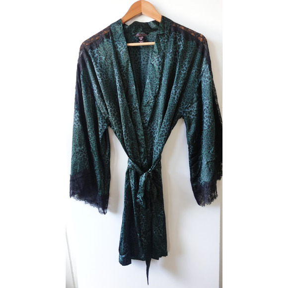 Victoria's Secret Robe Womens XS S Green Leopard Print Lace Satin Kimono Belted - Picture 1 of 10
